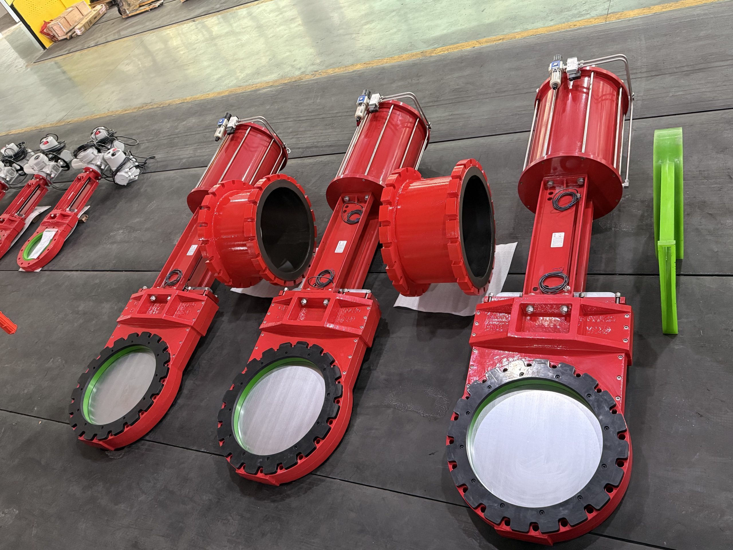 Pneumatic PU Slurry Knife Gate Valves