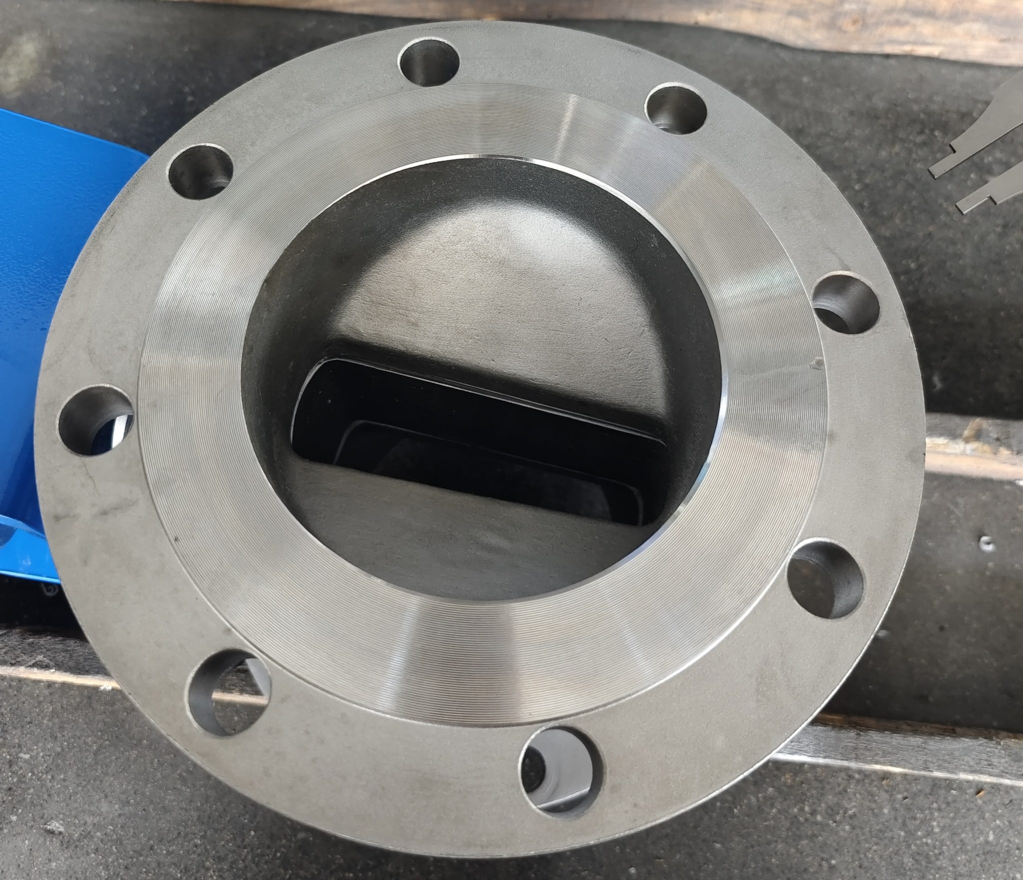 Gear Operated CF8M Plug Valve – MIWIVAL
